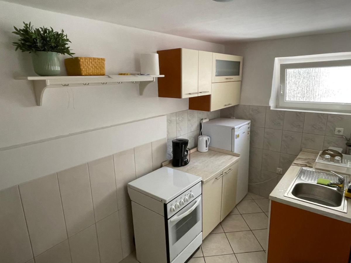 Apartment Chillout House Novalja Exterior photo